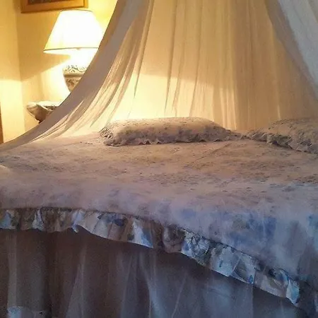 Couette-café Albisola 4*