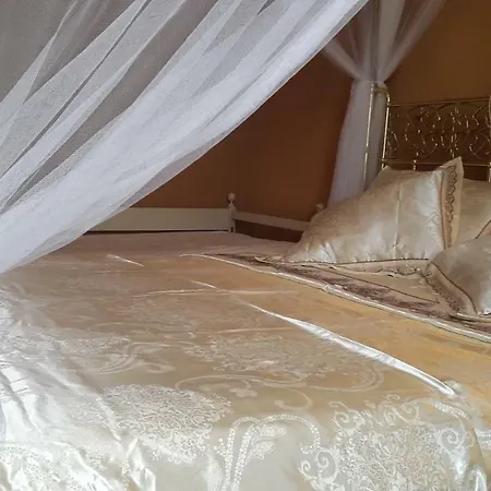 Albisola Couette-café 2*