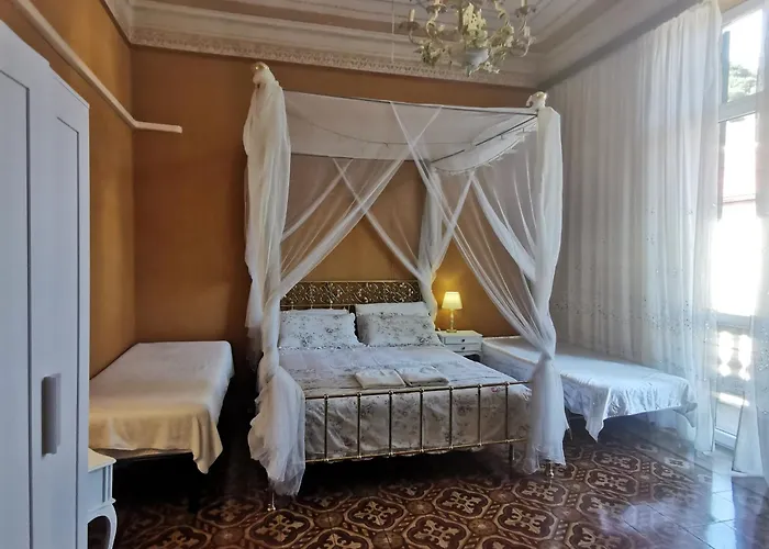 Bed and breakfast Albisola 4*