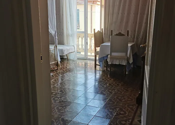 Bed and breakfast Albisola 4*